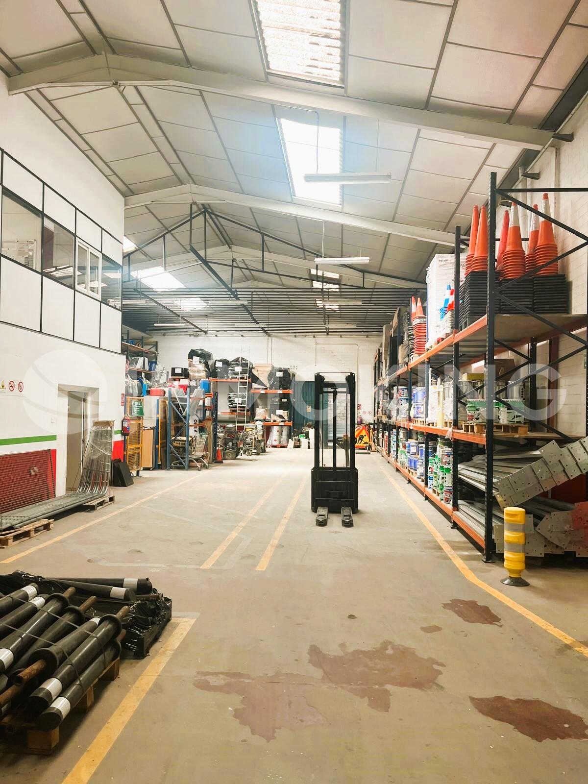 Foto de la propiedad Nave en Venta en San Fernando de Henares